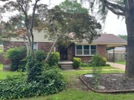 5137 Whiteway Dr in Memphis, TN - Building Photo