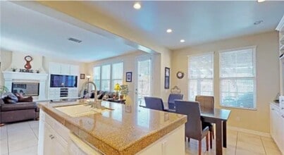 26915 Augusta Pl in Santa Clarita, CA - Building Photo - Building Photo