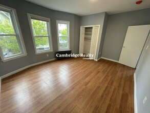 25 Granite St, Unit 2A in Somerville, MA - Building Photo - Building Photo