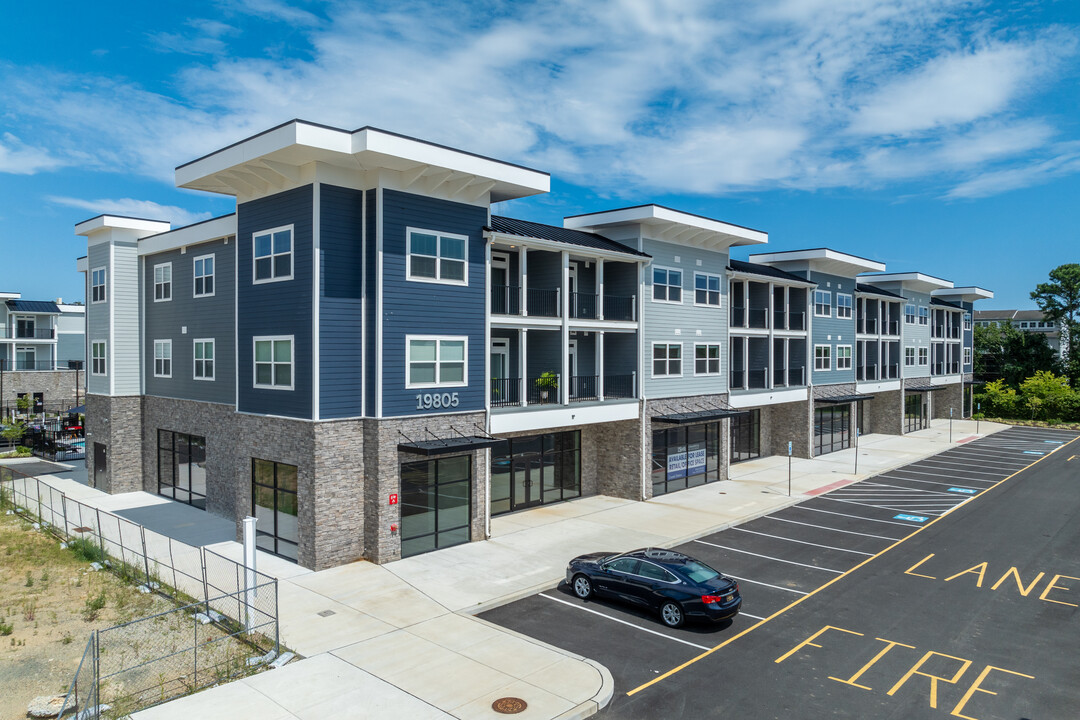 The Flats at Coastal Station in Rehoboth Beach, DE - Foto de edificio