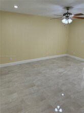 920 SW 111th Ave in Pembroke Pines, FL - Building Photo - Building Photo