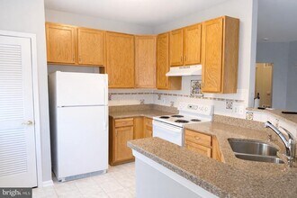 2605 Chapel Lake Dr in Gambrills, MD - Building Photo - Building Photo