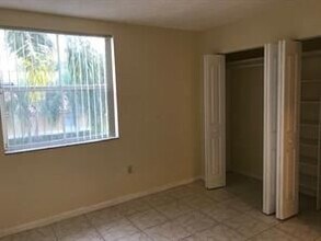 4088 NW 90th Ave in Sunrise, FL - Building Photo - Building Photo