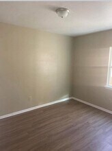 1027 Woodville Dr in Jackson, MS - Building Photo - Building Photo