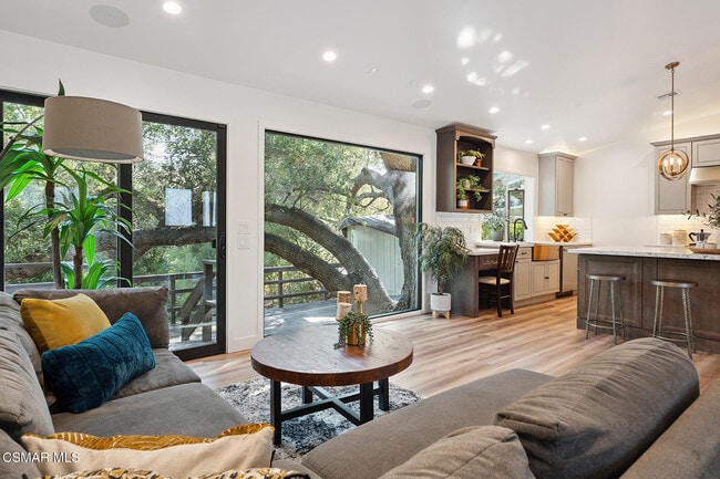 property at 17 Sherwood Dr