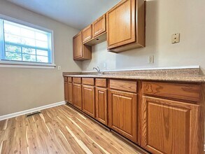 817 Pocahontas Pl in Hampton, VA - Building Photo - Building Photo