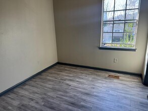 908 Redstone Ln in Birmingham, AL - Building Photo - Building Photo