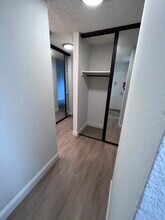 2077 Washington Avenue in San Leandro, CA - Foto de edificio - Building Photo