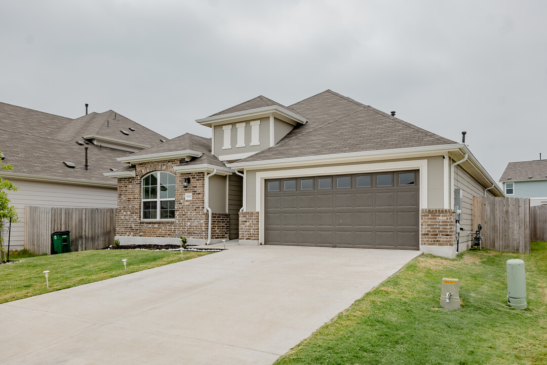 15307 Grenadine Bloom Cv in Del Valle, TX - Building Photo