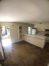 917 Keith Ln in Austin, TX - Building Photo - Building Photo