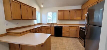 8923 345th St Ct S in Roy, WA - Building Photo - Building Photo