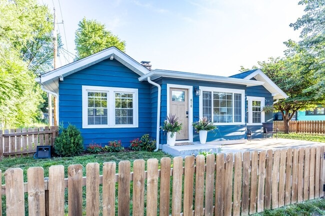 property at 818 E 50th St