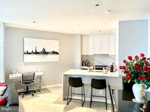 1200 Braddock Pl in Alexandria, VA - Building Photo - Building Photo