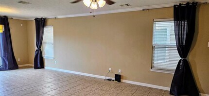 8018 Chasewood Dr in Missouri City, TX - Building Photo - Building Photo