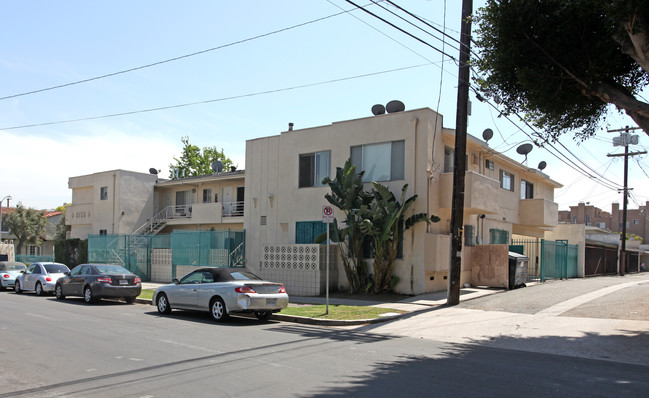 8758 Cashio St in Los Angeles, CA - Building Photo - Building Photo