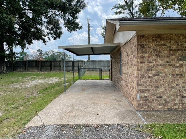 12425 Cimmarron Dr in Tyler, TX - Building Photo - Building Photo