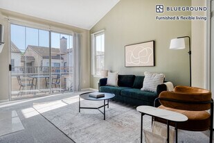 1326 The Alameda in San Jose, CA - Building Photo