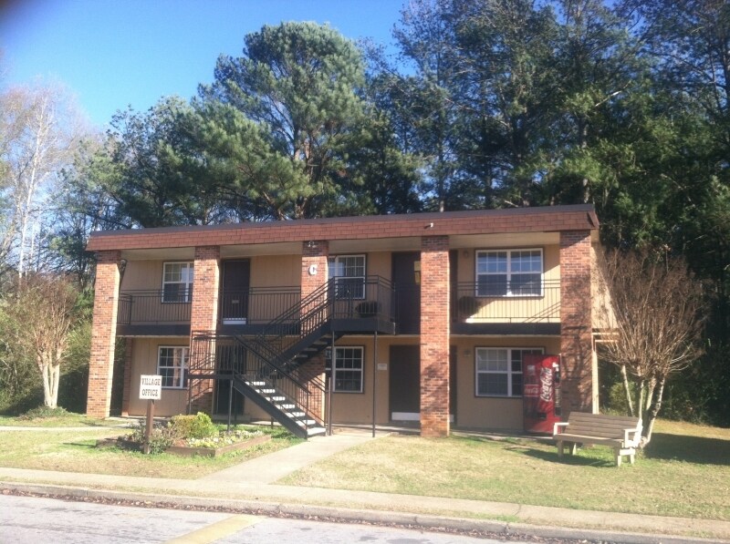 Summit at the Village Apartments in Meridian, MS - Building Photo