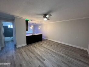 121 Casa Pl-Unit -2 in Panama City Beach, FL - Building Photo - Building Photo