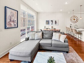 1098 Germantown Ave in Philadelphia, PA - Building Photo - Building Photo