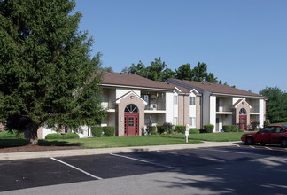 Hanna Village Apartments in Indianapolis, IN - Foto de edificio - Building Photo