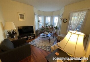 44 Benton Rd in Somerville, MA - Building Photo - Building Photo