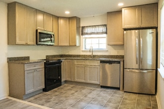 4040 Knollbrook Dr NW in Huntsville, AL - Foto de edificio - Building Photo