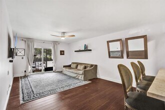 101 E McNab Rd in Pompano Beach, FL - Building Photo - Building Photo