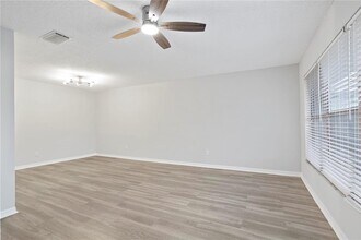 5852 Shale Ct in Winter Park, FL - Building Photo - Building Photo