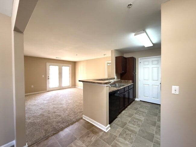 Needmore Place in Clarksville, TN - Foto de edificio - Building Photo