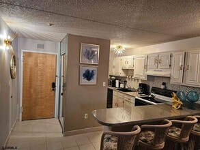 935 Ocean Ave in Ocean City, NJ - Foto de edificio - Building Photo