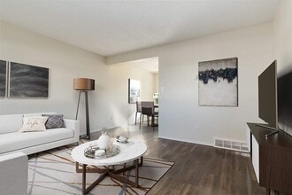 Bow River Gardens in Wetaskiwin, AB - Building Photo - Building Photo