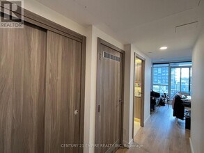 38-1838 Widmer St in Toronto, ON - Building Photo - Building Photo