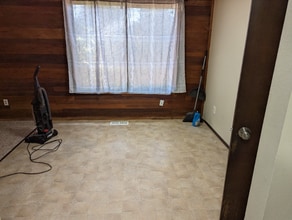 7 Mitchell Ct in Oakville, WA - Building Photo - Building Photo