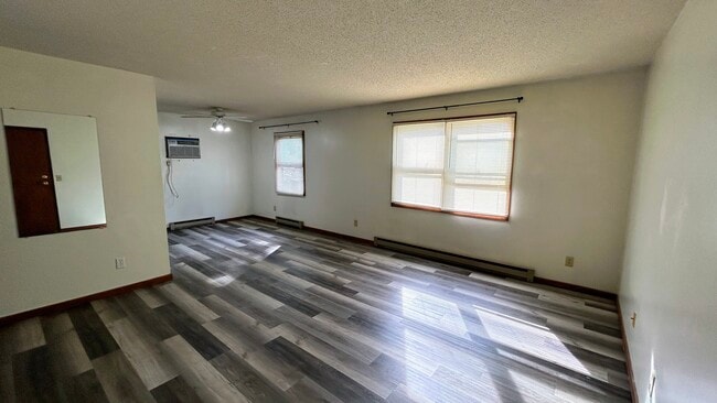 1602 45th St NW, Unit APT#4 in Rochester, MN - Building Photo - Building Photo