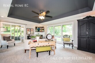 9519 Windsor St in Leawood, KS - Building Photo - Building Photo