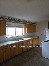 194 Filer Ave in Twin Falls, ID - Building Photo - Building Photo