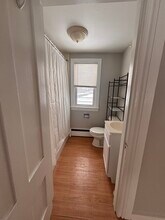 1160 Hooksett Rd, Unit 1160 Hooksett Rd Apt 1 in Hooksett, NH - Building Photo - Building Photo