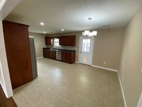 367 Hendrixson Dr in Manchester, TN - Building Photo - Building Photo