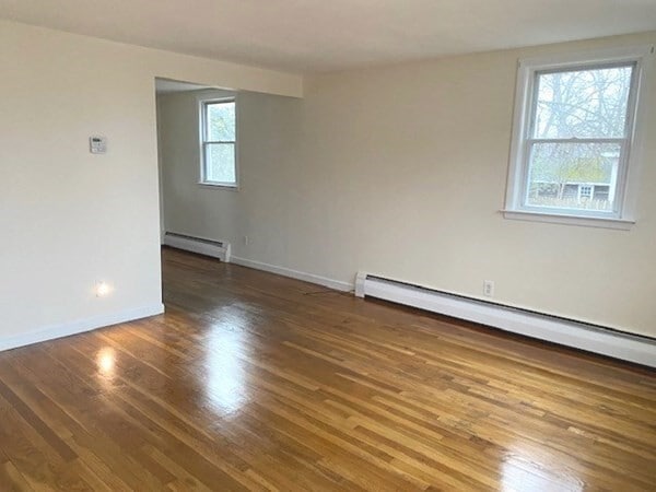 29 Vinald Rd in Medfield, MA - Building Photo - Building Photo