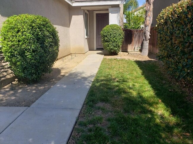 property at 29478 Grande Vista Ave