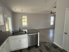 1301 Putnam Dr in Belville, NC - Building Photo - Building Photo