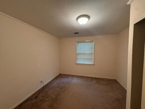 4235 Hickory Dr in Montgomery, AL - Foto de edificio - Building Photo