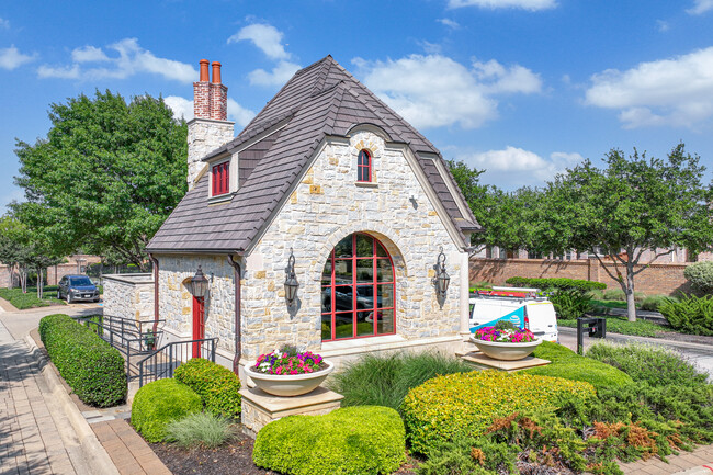 Newman Village in Frisco, TX - Building Photo - Building Photo