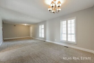 17327 E Asbury Cir in Aurora, CO - Building Photo - Building Photo