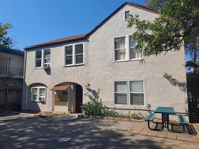 1906 San Gabriel St in Austin, TX - Building Photo - Building Photo