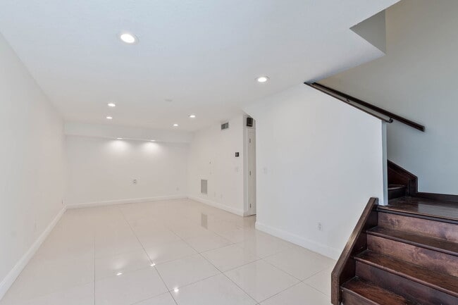 property at 4576 SW 139th Ct