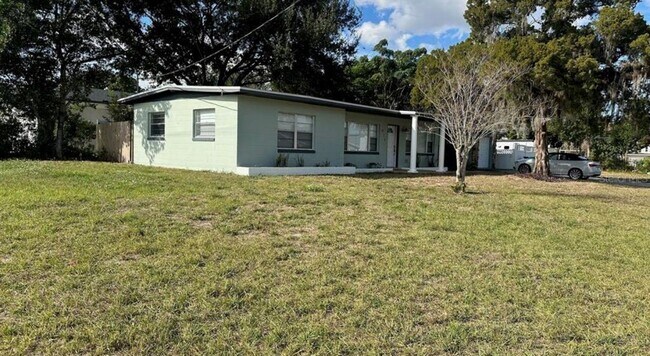 974 Jamajo Blvd in Orlando, FL - Building Photo - Building Photo