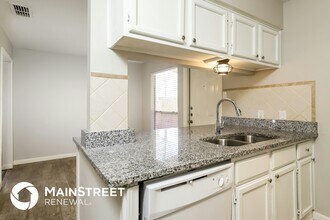 2923 Black River Ln in San Antonio, TX - Foto de edificio - Building Photo