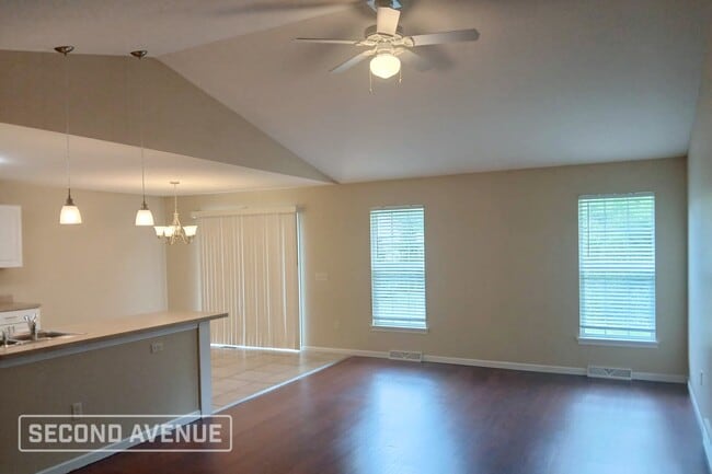 54 Klines Cv in Girard, OH - Building Photo - Building Photo